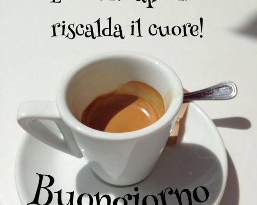 Ecco un caffè che riscalda il cuore. Buongiorno